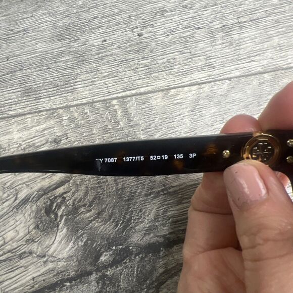 Tory Burch TY7087 1377T5 52mm DARK TORTOISE Polarized Sunglasses - Picture 4 of 10